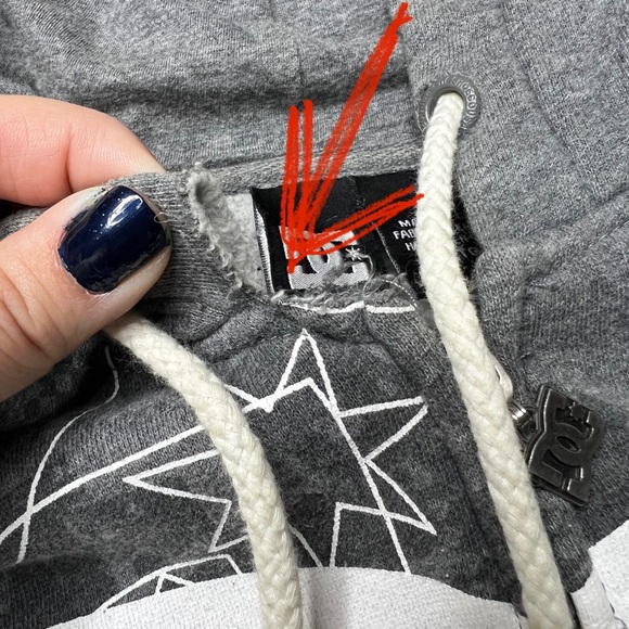 Vintage Y2K DC Skateboarding Grunge Zip Up Front Logo Hoodie Jacket in Gray - Picture 7 of 9